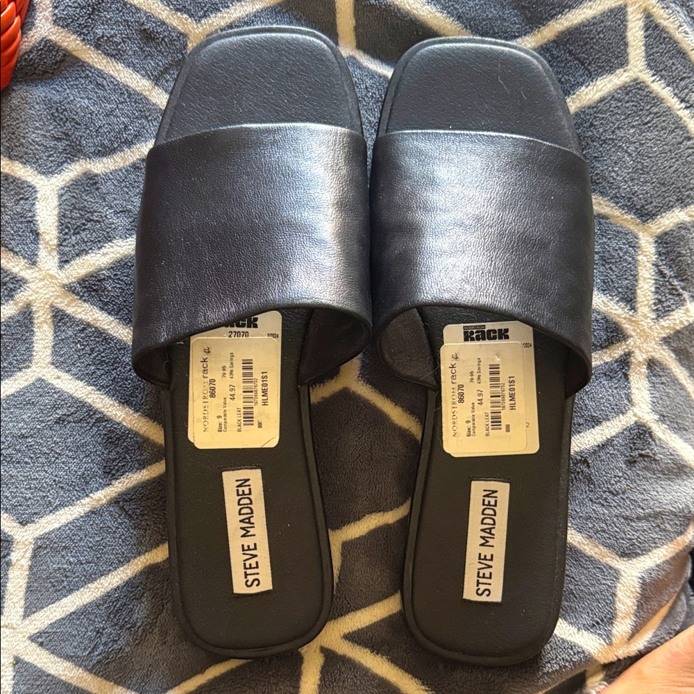 Steve Madden Black Leather Slide Sandals